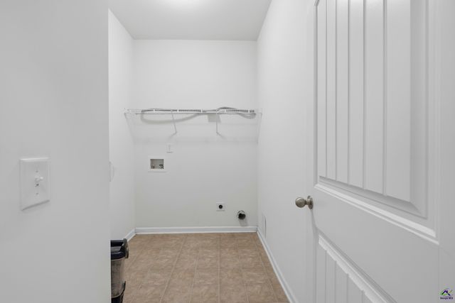 108 Shady Bank Lane, Byron, GA 31008