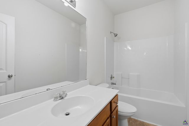 108 Shady Bank Lane, Byron, GA 31008