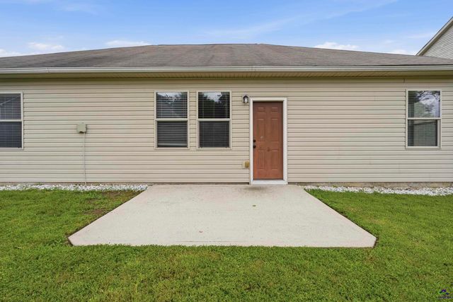 108 Shady Bank Lane, Byron, GA 31008