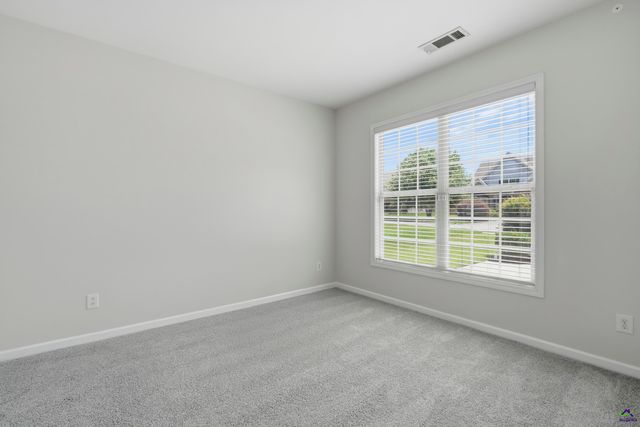 108 Shady Bank Lane, Byron, GA 31008