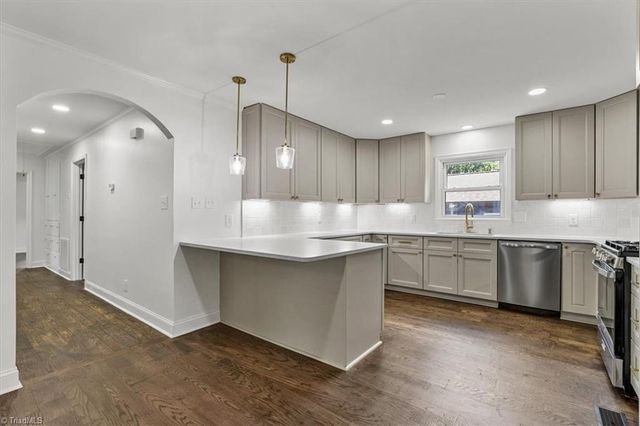 2914 Cornwallis Drive, Greensboro, NC 27408