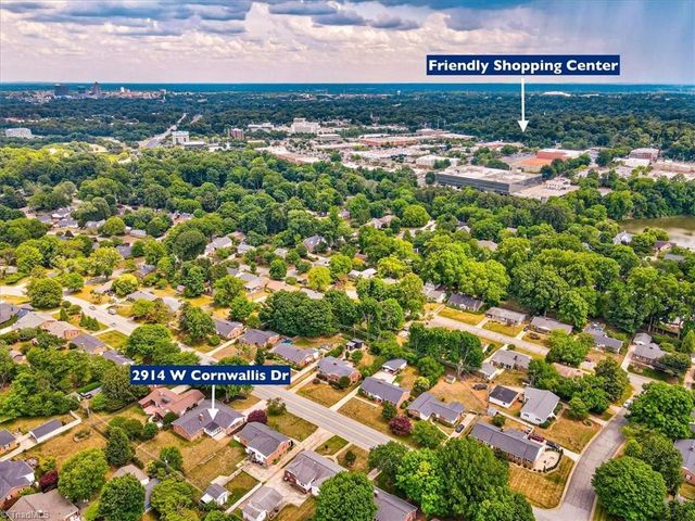 2914 Cornwallis Drive, Greensboro, NC 27408
