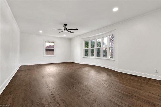 2914 Cornwallis Drive, Greensboro, NC 27408