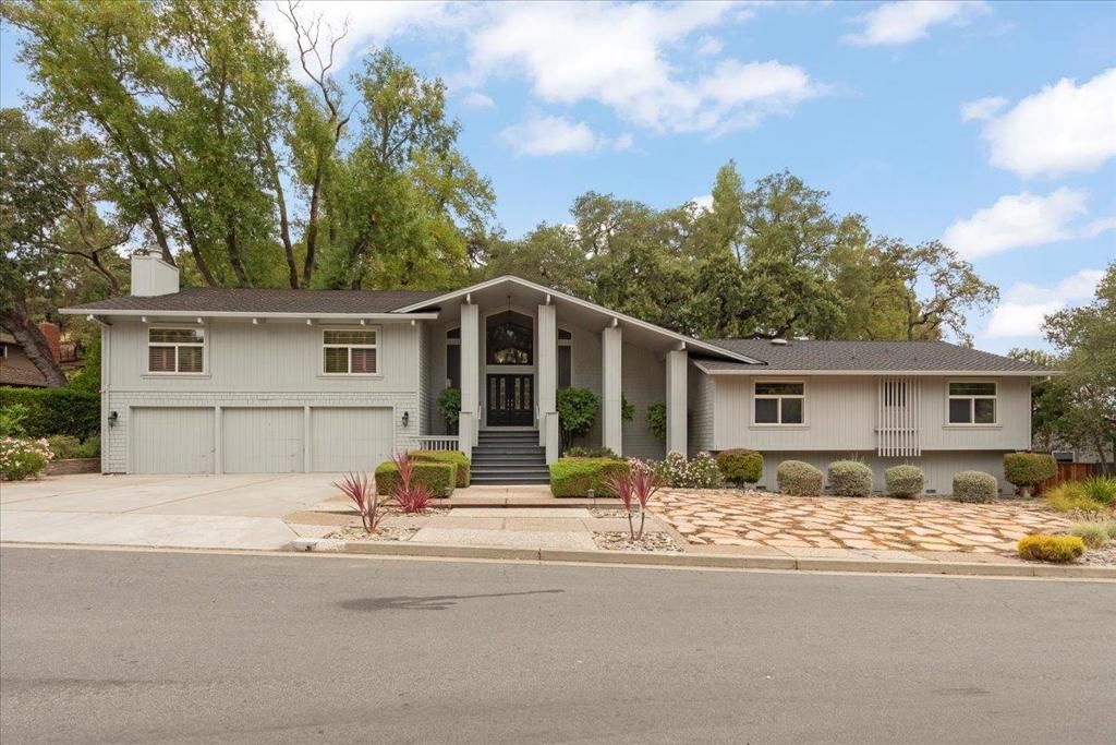 Image 2 of property listing at 1357 Box Canyon Road, San Jose, CA 95120