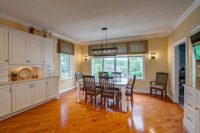 5571 Surrey Lane, Waunakee, WI 53597