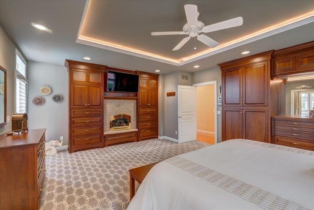 5571 Surrey Lane, Waunakee, WI 53597