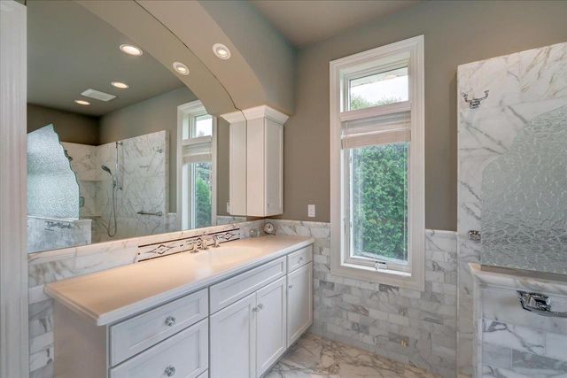 5571 Surrey Lane, Waunakee, WI 53597