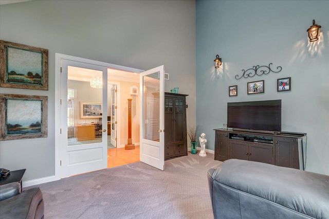 5571 Surrey Lane, Waunakee, WI 53597