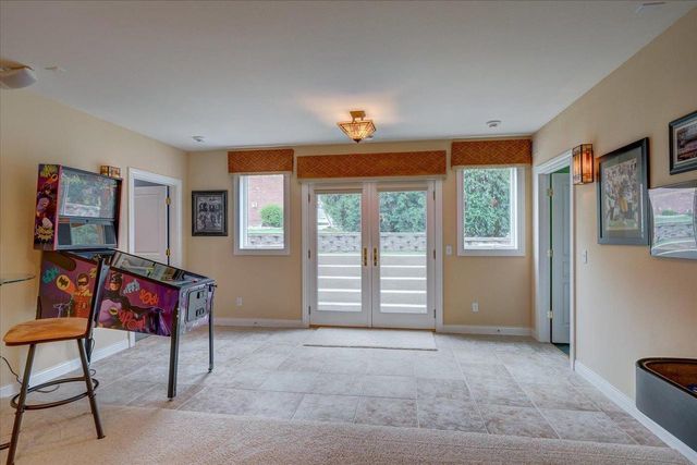 5571 Surrey Lane, Waunakee, WI 53597