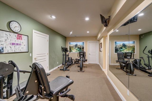 5571 Surrey Lane, Waunakee, WI 53597