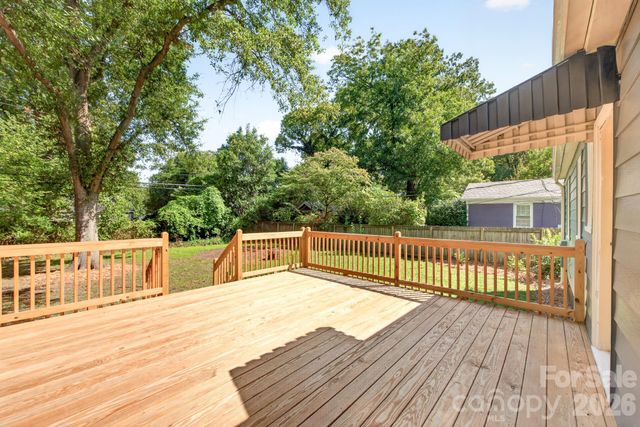 2440 Greenland Avenue, Charlotte, NC 28208