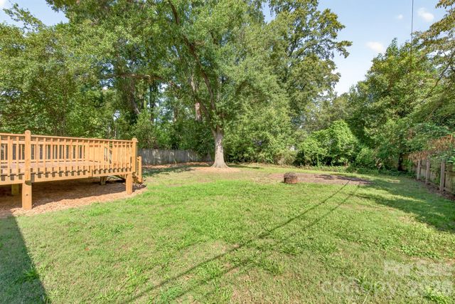 2440 Greenland Avenue, Charlotte, NC 28208