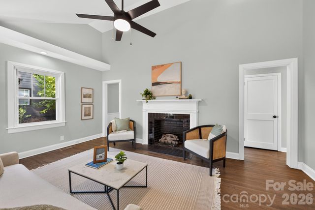2440 Greenland Avenue, Charlotte, NC 28208
