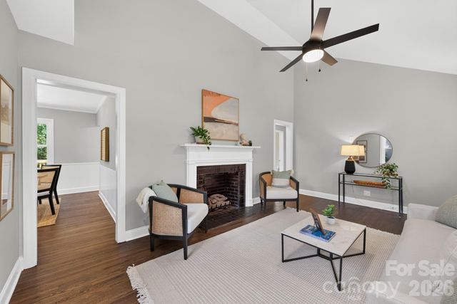 2440 Greenland Avenue, Charlotte, NC 28208