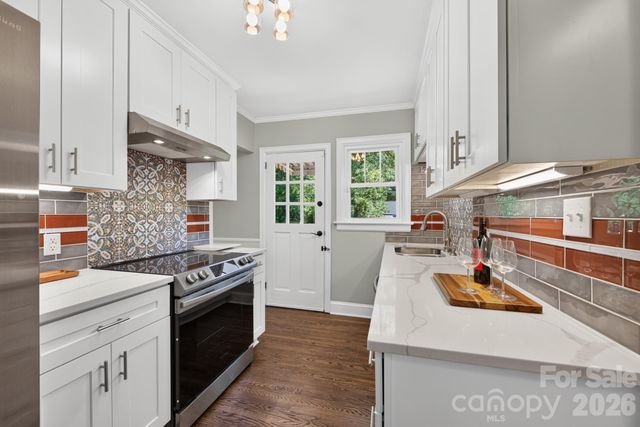 2440 Greenland Avenue, Charlotte, NC 28208