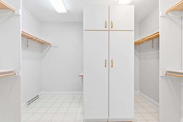 206 Canterbury COURT, Cambridge, WI 53523