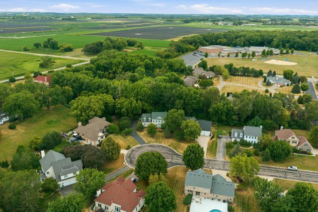 206 Canterbury COURT, Cambridge, WI 53523