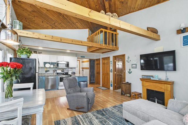 W5658 Island Drive, Pardeeville, WI 53954