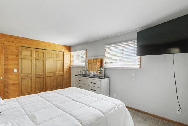 W5658 Island Drive, Pardeeville, WI 53954