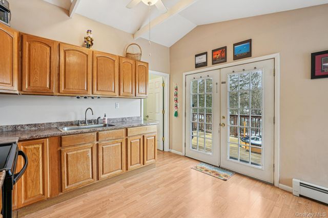 252 East Drive, Walden, NY 12586