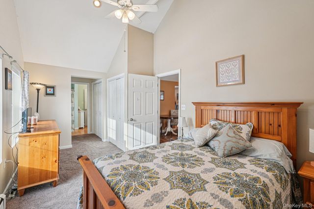 252 East Drive, Walden, NY 12586