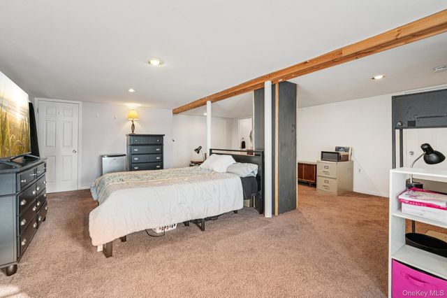 252 East Drive, Walden, NY 12586