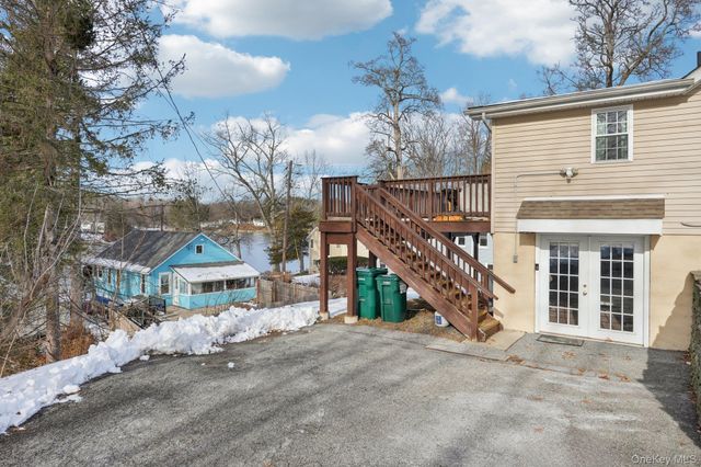 252 East Drive, Walden, NY 12586