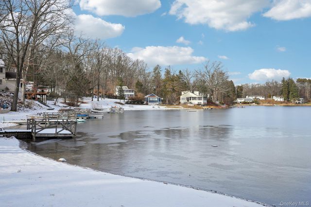 252 East Drive, Walden, NY 12586