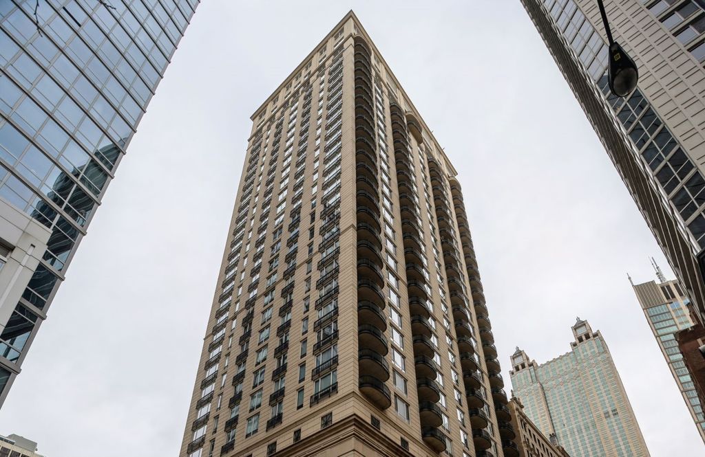10 E Delaware Place 14A, Chicago, IL 60611