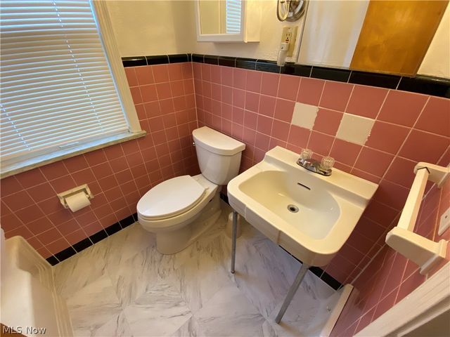 4129 Wilmington Road, South Euclid, OH 44121