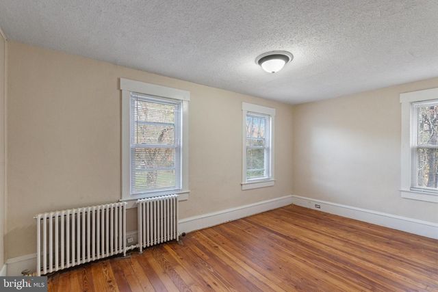 961 MAIN ST, Sewell, NJ 08080