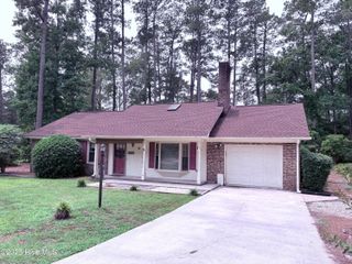 16 Bayberry Circle, Calabash, NC 28467