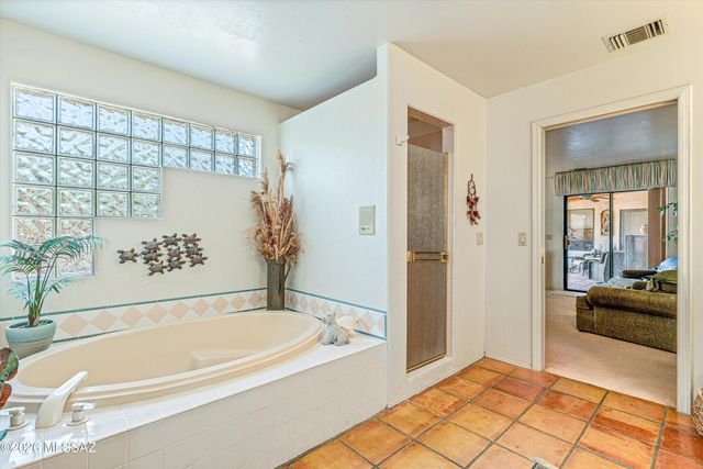 721 E Linda Vista Boulevard, Oro Valley, AZ 85704