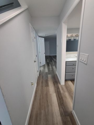 622 S 11th Street 11, Fort Pierce, FL 34950