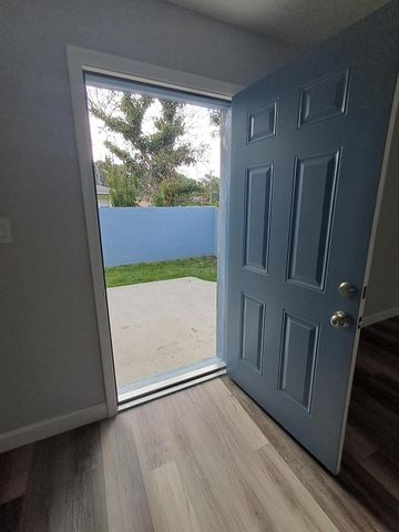 622 S 11th Street 11, Fort Pierce, FL 34950