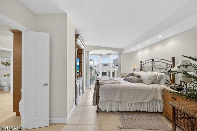 4041 Gulf Shore BLVD N 1807, Naples, FL 34103