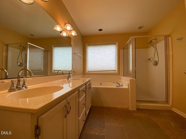 1704 Kingston Heath Way, Raleigh, NC 27604