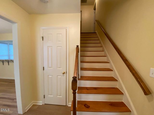 1704 Kingston Heath Way, Raleigh, NC 27604