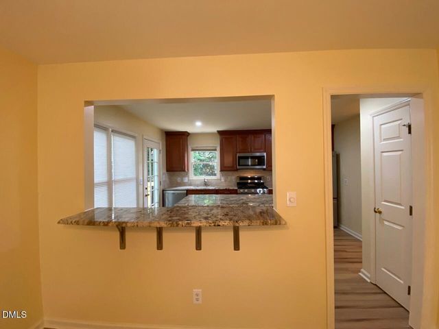 1704 Kingston Heath Way, Raleigh, NC 27604