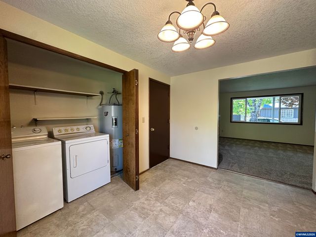 2887 SE Deborah Pl, Corvallis, OR 97333