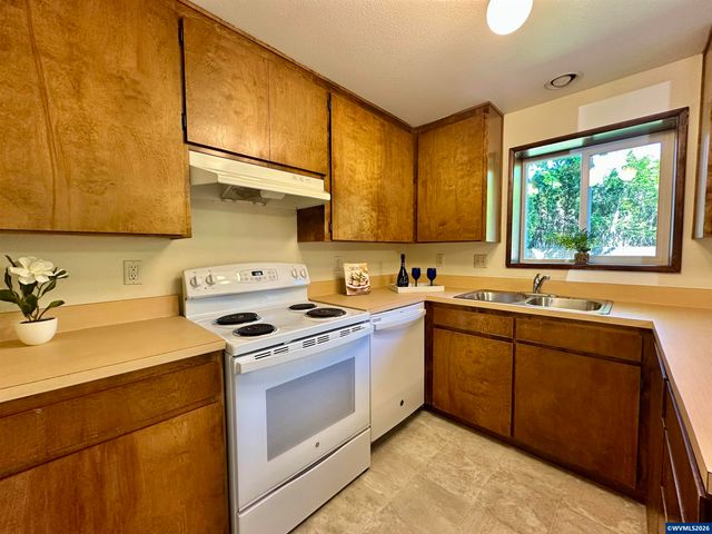 2887 SE Deborah Pl, Corvallis, OR 97333