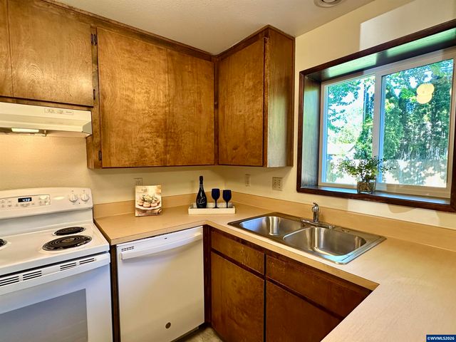 2887 SE Deborah Pl, Corvallis, OR 97333