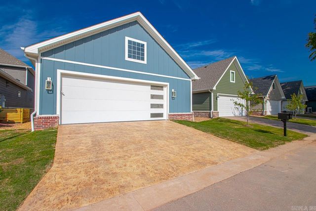 400 Gardens Lane, North Little Rock, AR 72114