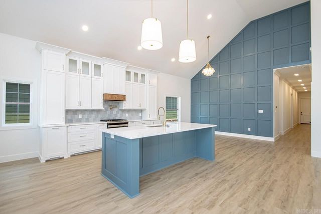 400 Gardens Lane, North Little Rock, AR 72114