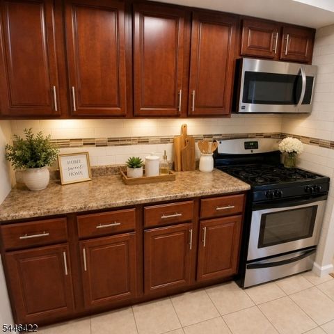 39 Powderhorn Ct 39A, Woodbridge Twp., NJ 07095