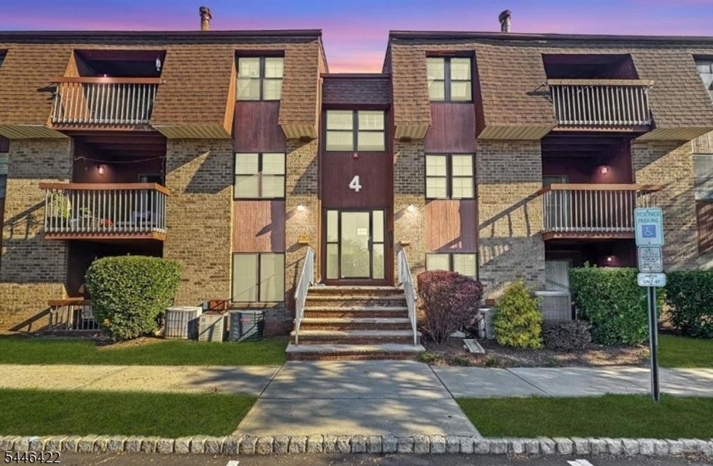 39 Powderhorn Ct 39A, Woodbridge Twp., NJ 07095