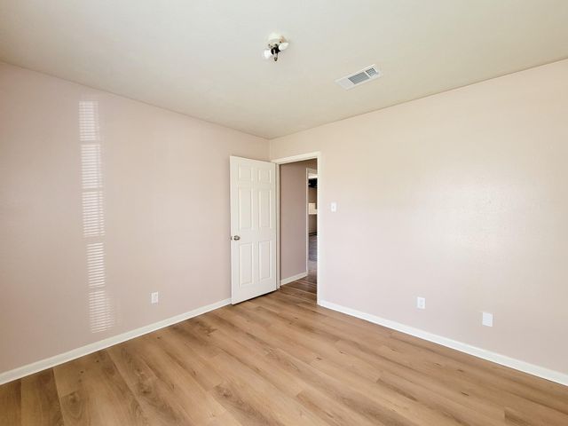 2114 Yorktown Court N, League City, TX 77573