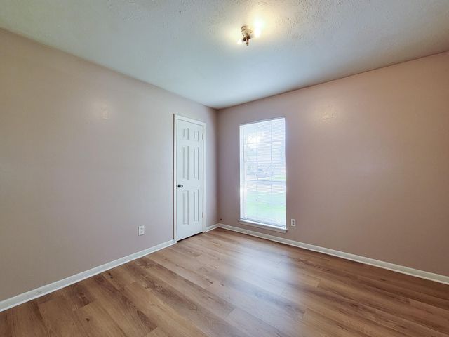 2114 Yorktown Court N, League City, TX 77573
