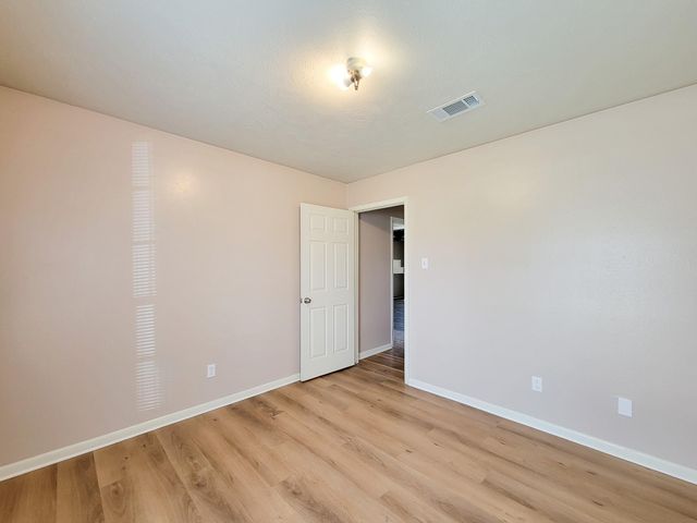 2114 Yorktown Court N, League City, TX 77573