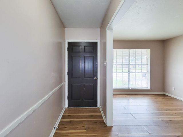 2114 Yorktown Court N, League City, TX 77573